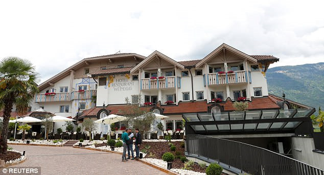 Tuyển Đức hội quân, khởi đầu hành trình bảo vệ cúp vàng